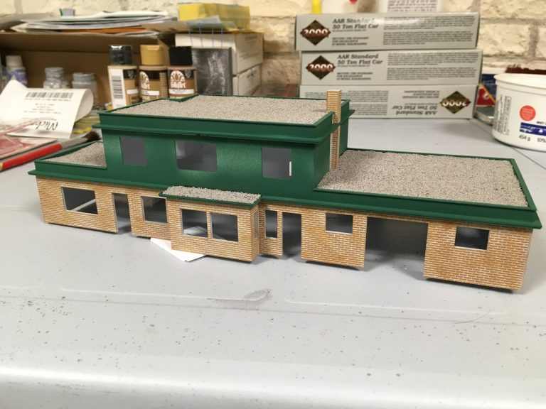 Roofing | Algoma Central in HO Scale